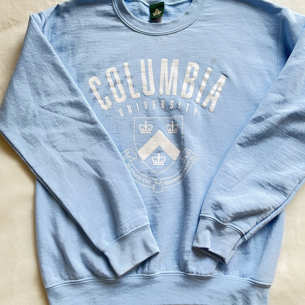 ⭐️ preppy columbia college crewneck